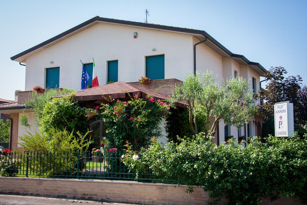 P&P Assisi Camere Bastia Umbra Extérieur photo